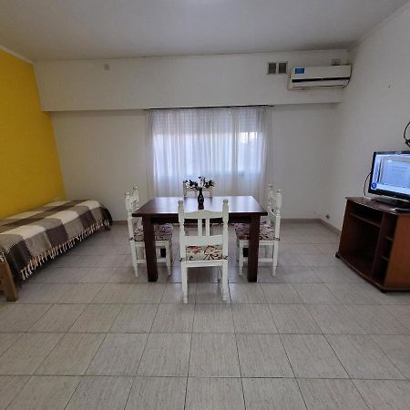 "La Irma" - Complejo De Departamentos Apartment Lincoln Bagian luar foto
